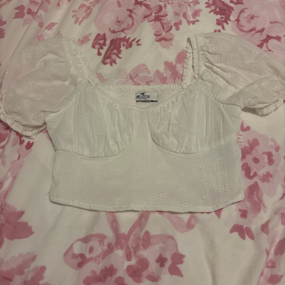 Hollister crop top